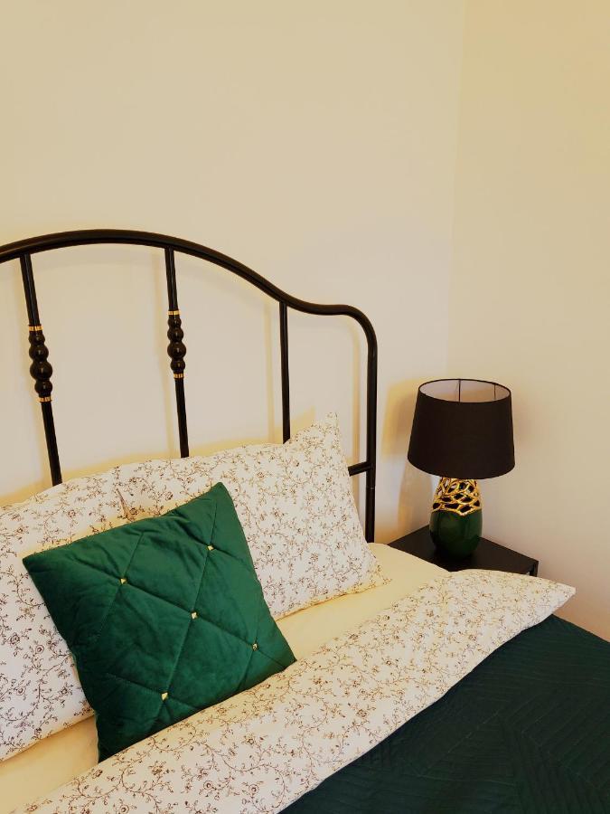 Centrum Grand Apartament Apartment Swidnica  Ngoại thất bức ảnh