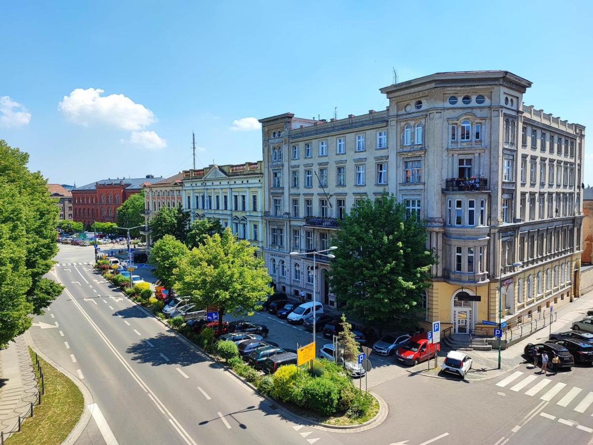 Centrum Grand Apartament Apartment Swidnica  Ngoại thất bức ảnh